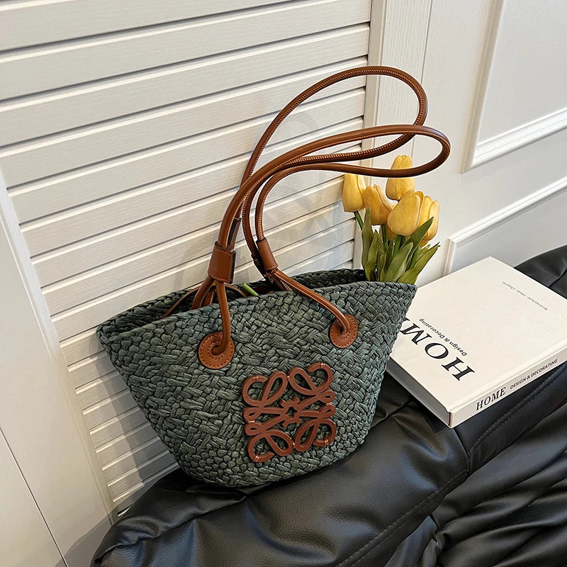 Luxury Simple Classic Clutch Bag Mini For Women With Solid Color Fashion Design And Best Superstar Show Appeal