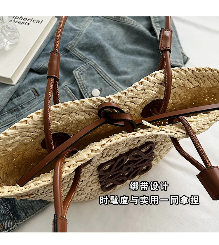 Luxury Simple Classic Clutch Bag Mini For Women With Solid Color Fashion Design And Best Superstar Show Appeal