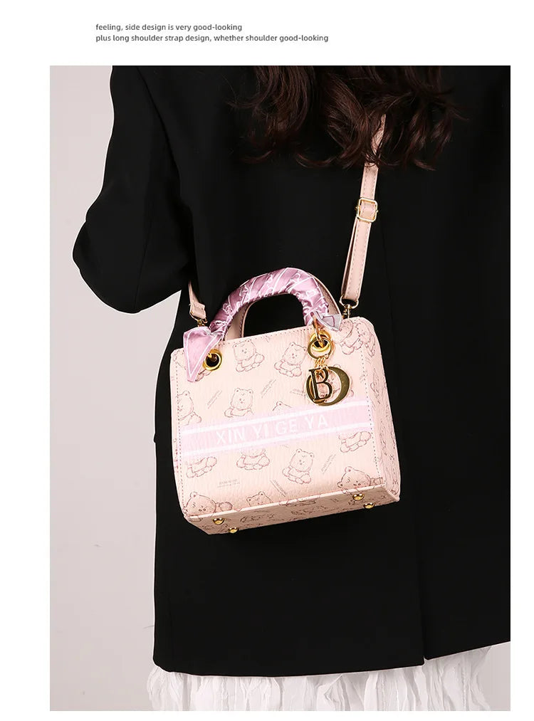 Luxury Bear Print Tote Bag for Women 2025, French Inspired Bucket Shoulder Purse, High Quality PU Leather Crossbody Bag