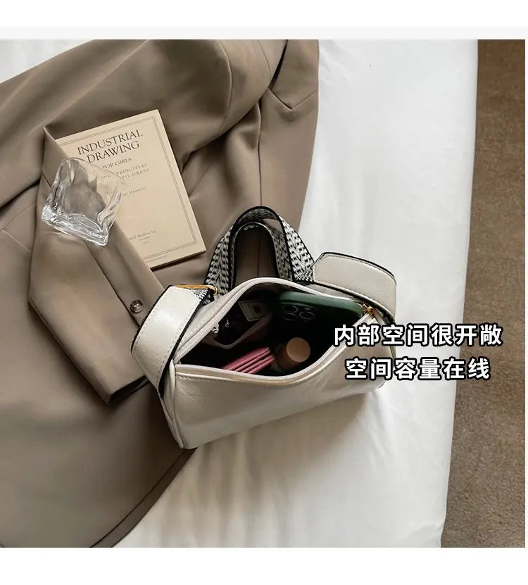 Luxury Brand Famous Designer Women's Tote Bag Elegant Leather Classic Crossbody Messenger Popular Ladies