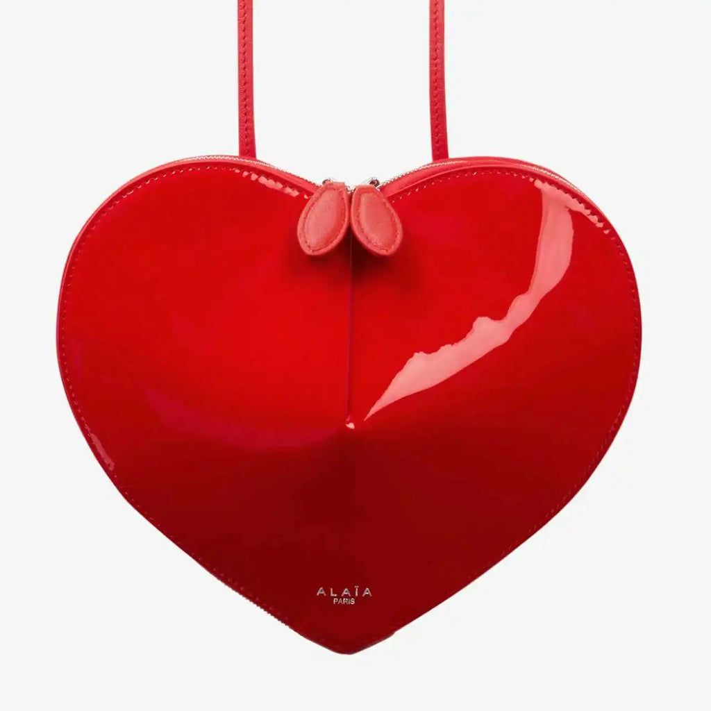 2025 high-texture love bag, mobile phone bag, genuine leather shoulder messenger bag, star heart-shaped bag of the same style