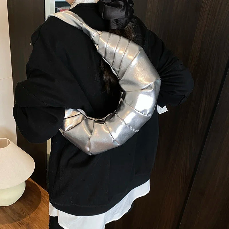 Silver Handbags Women Dumpling Shoulder Bag Fashion Luxury Ladies Hobos Bags High Capacity Female Tote Bag Black