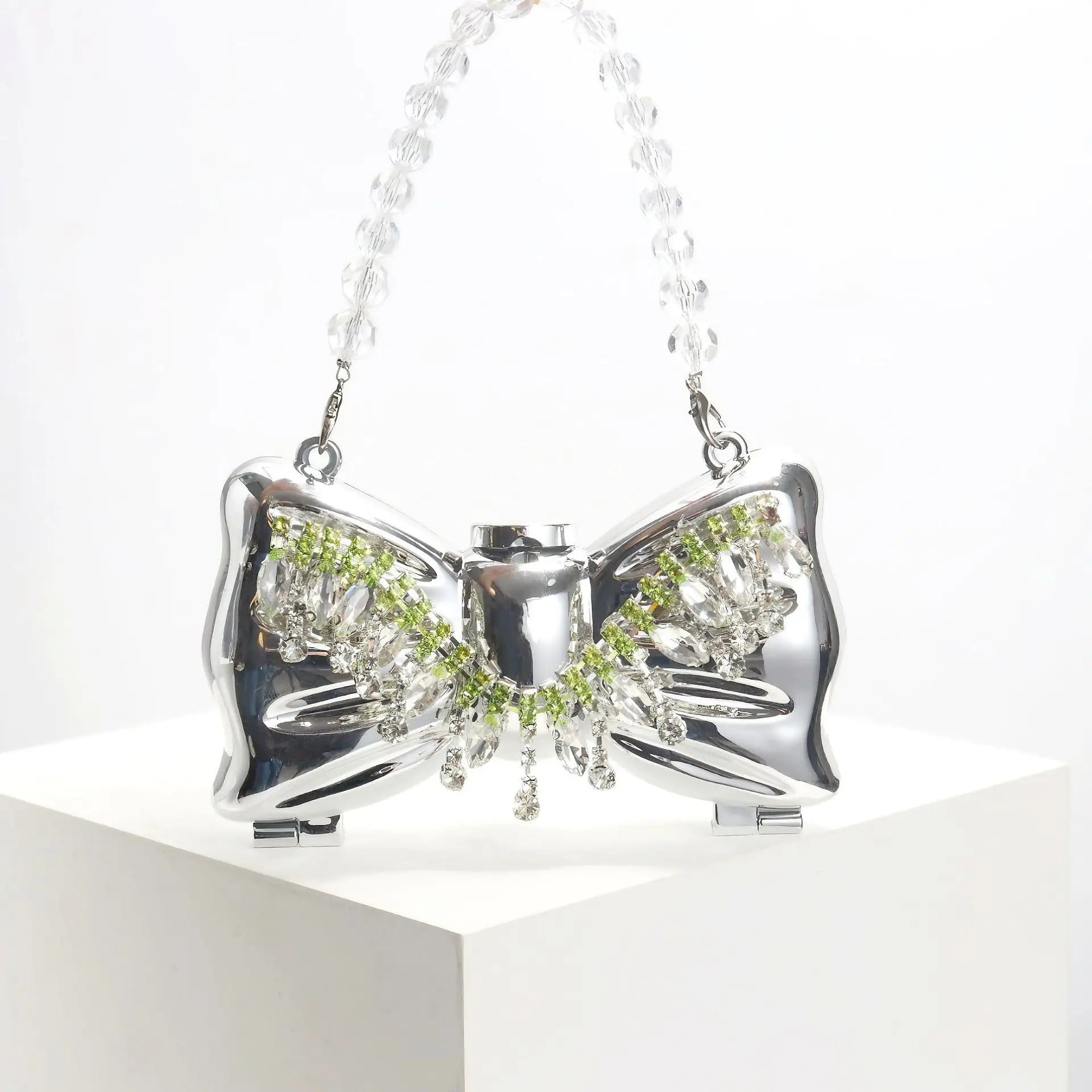Luxury Fashion Metal Mini Handbag with Bow Clasp Playful Acrylic Bow Design with Shimmering European-Style Chain Crossbody Bag