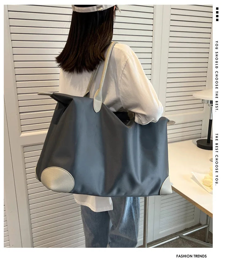 Portable Large Duffel Bag for Travel Lightweight Yet Durable Nylon Sport Tote Gym Bag Shoulder Weekender Overnight Bag for Women