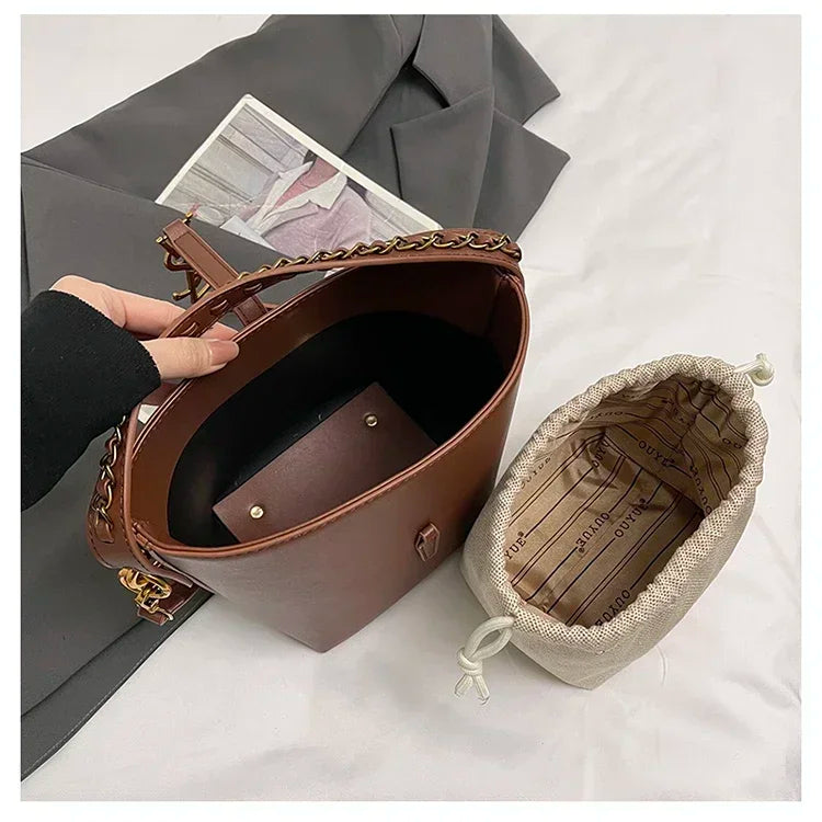 2025 Summer New! Light - Luxury Women's Bucket Bag - High - End Niche Design, Stylish Shoulder Messenger for All Occasions