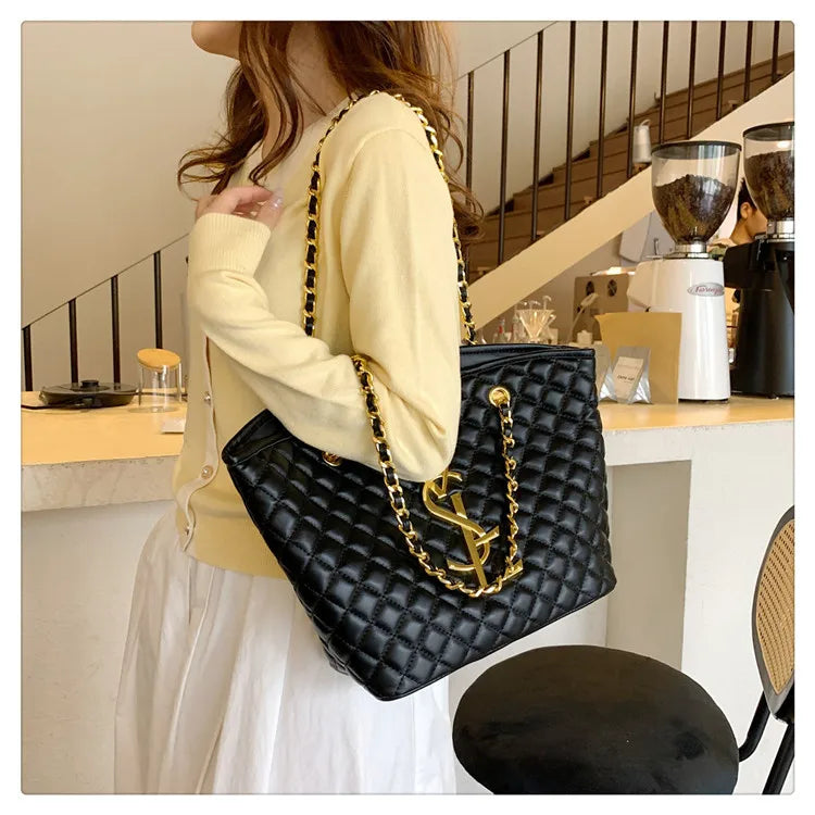 2025 New Designers' Large Capacity Ladies' Bags - Luxurious Retro Diamond Pattern Shoulder Bags with High-Quality Texture Tote B
