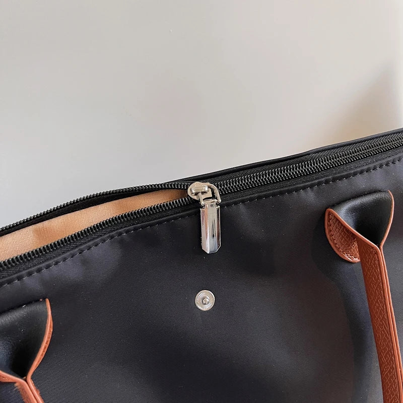 New Style Women's Bag - Fashionable Underarm Single-Shoulder Handbag - Large Capacity Lightweight Handbag For Carrying