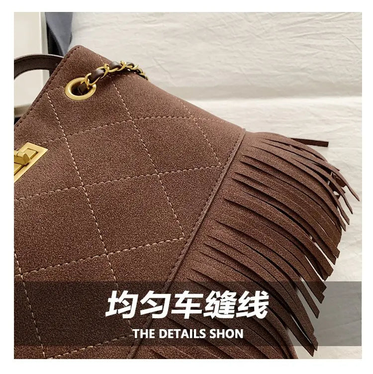 High-End Women's Shoulder Bag Made Of Premium Leather With Trendy Design And Paris Vintage Style