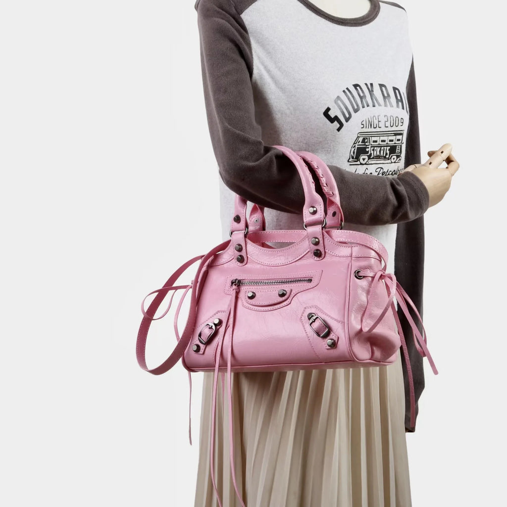 Postman's Bag Single-Shoulder Crossbody Commuter Leather Women's Chain Soft Square Bag Large Capacity Versatile Everyday