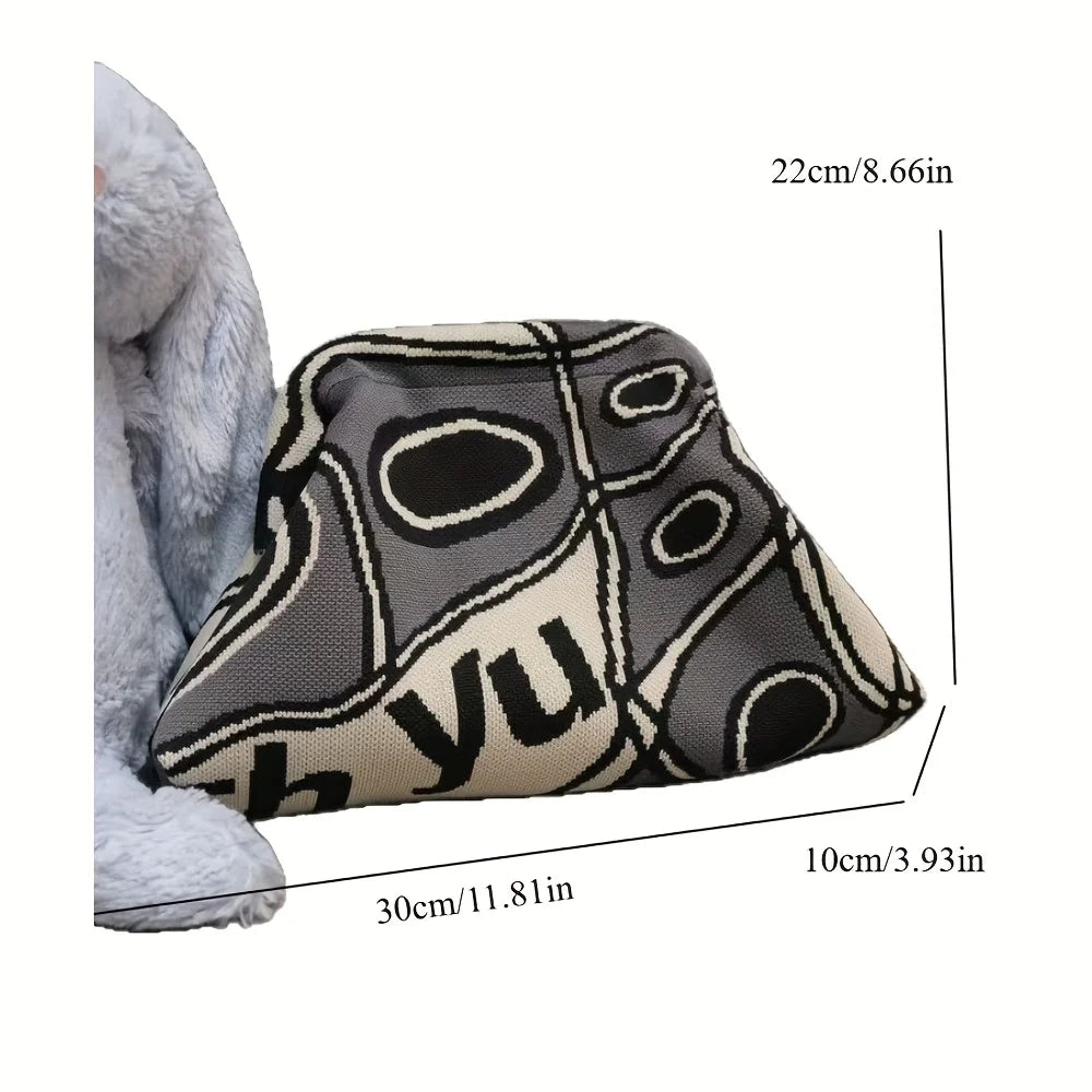 Trendy knitted clip bag versatile large capacity suitable for storage bags New high-end pattern clutch bag