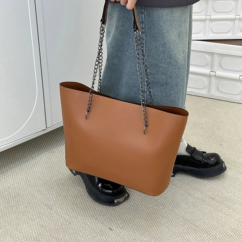 Luxury PU Leather Tote Bag For Women New Chains Shoulder Bag Large Capacity Handbag Travel Female Handle Bag bolso