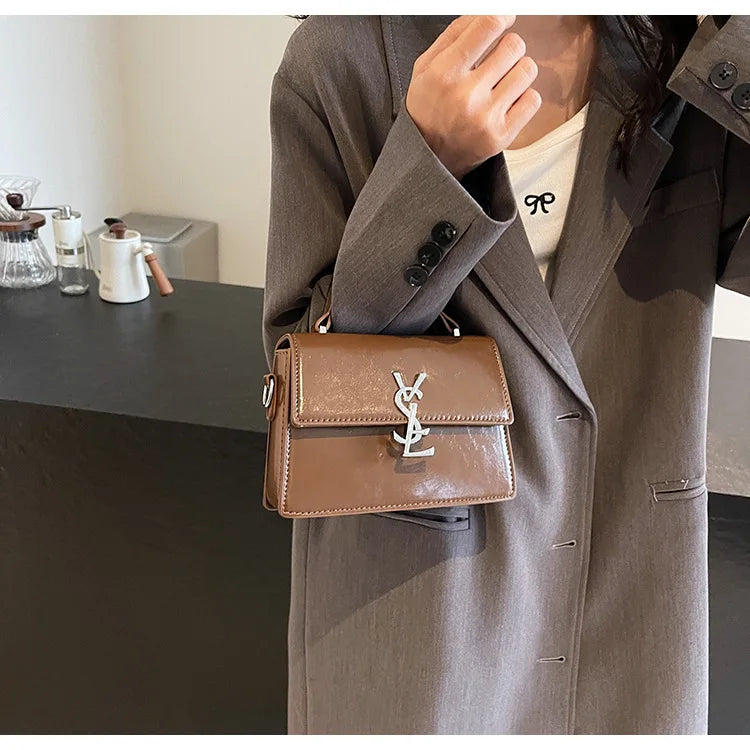 Designer style bag - 2025 hit product - Retro high-end evening bag Classic and versatile chain strap crossbody small square bag