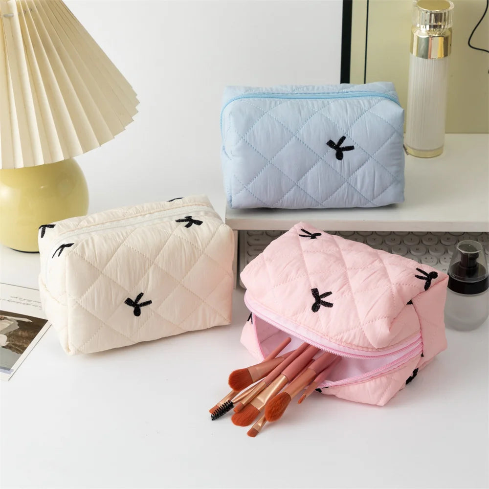 Makeup Bag for Women Embroidered Bowknot Travel Cosmetic Bags Large Capacity Toiletry Storage Bag Portable Makeup Pouch