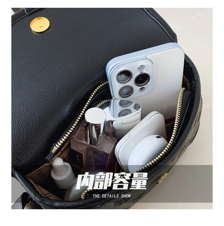 New Mailman Baguette Bag for Women, High-end Portable Shoulder Bag, Temperament Messenger Style, Fashionable and Versatile Style