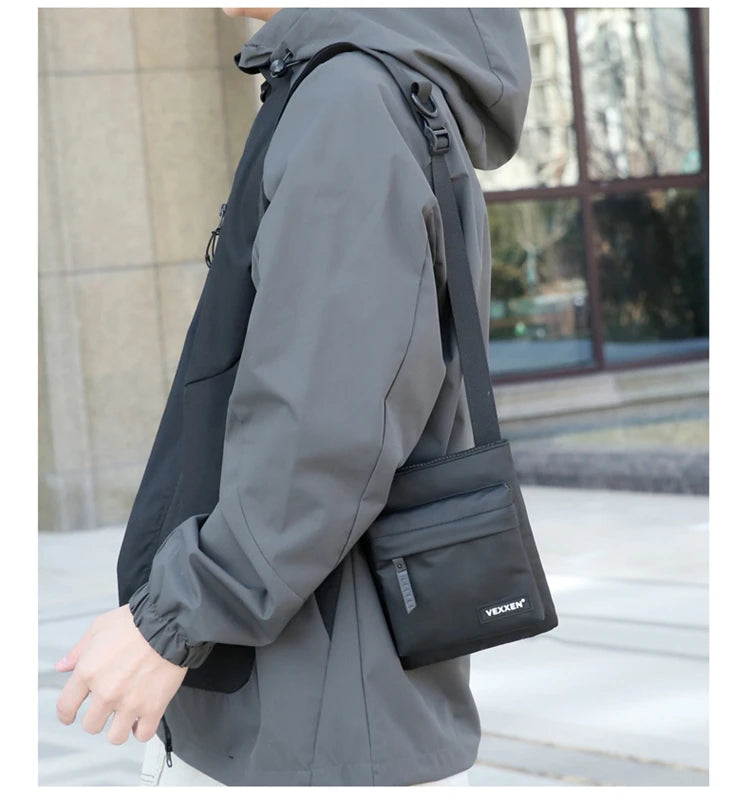 Messenger Sling Bags For Men Casual PU Leather Zipper Crossbody Pouch Simple Mini Crossbody Phone Bag Male Side Shoulder Bag
