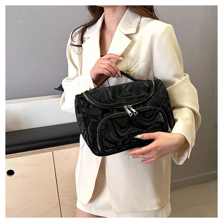 2025 New Luxury Portable Makeup Bag Cosmetics Storage Cases Large Capacity Organizer Travel Toiletry Wash Bag Multifunction Bags