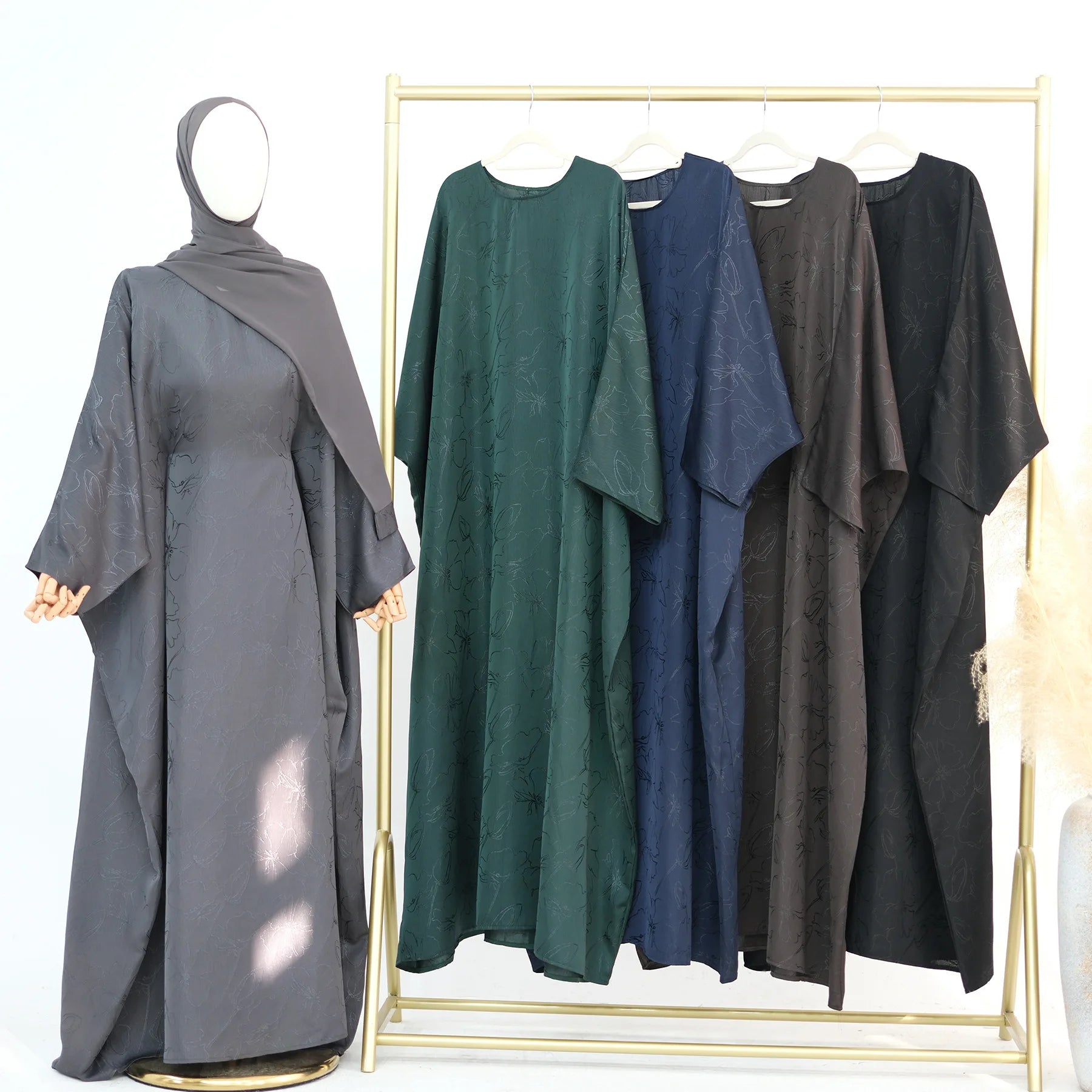 Luxury 2 Piece Muslim Outift Sets for Women Ramadan Dubai Hijab Abaya Dress Islamic Party Kaftan Robe Elegant Turkey Gown 2025