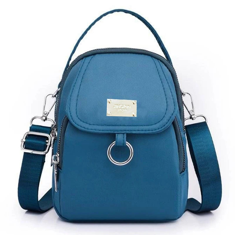 Men's and Women's Shoulder Bags Are Suitable for Use When Going to School, Work, or Traveling They Can Be Carried Diagonally.