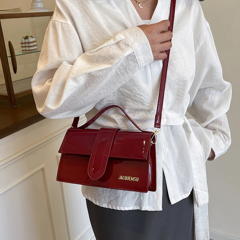 Luxury High-End Designer Paris Fashion Bag For Women Featuring Elegant Leather Crossbody Strap