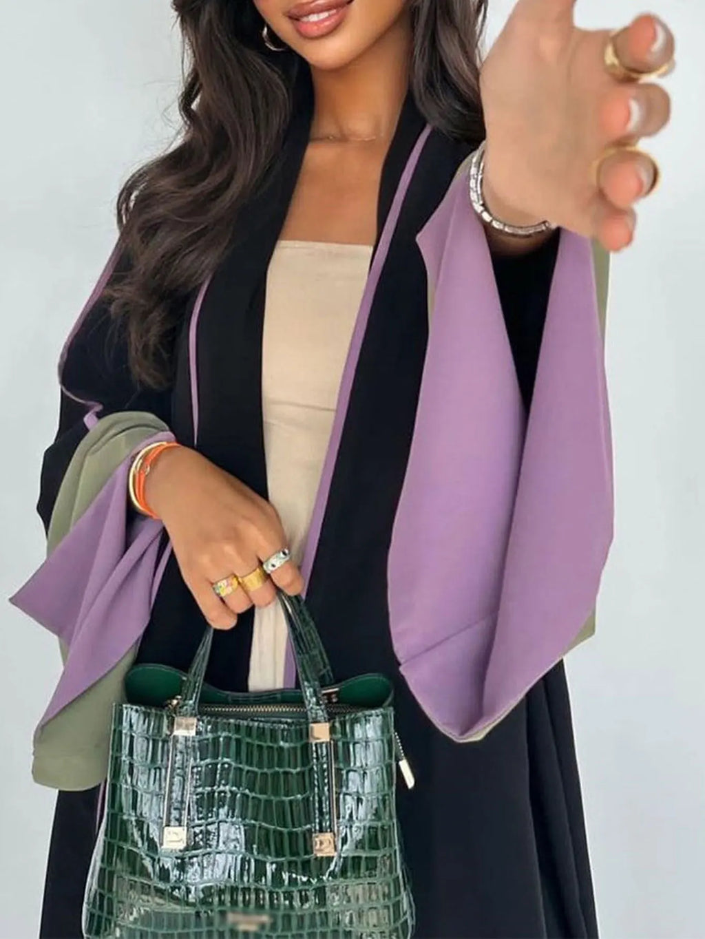 Islamic Black Abaya for Women Ideal for Ramadan Daily Wear in Middle East Countries like Oman Bahrain for Muslim Modest Fashion