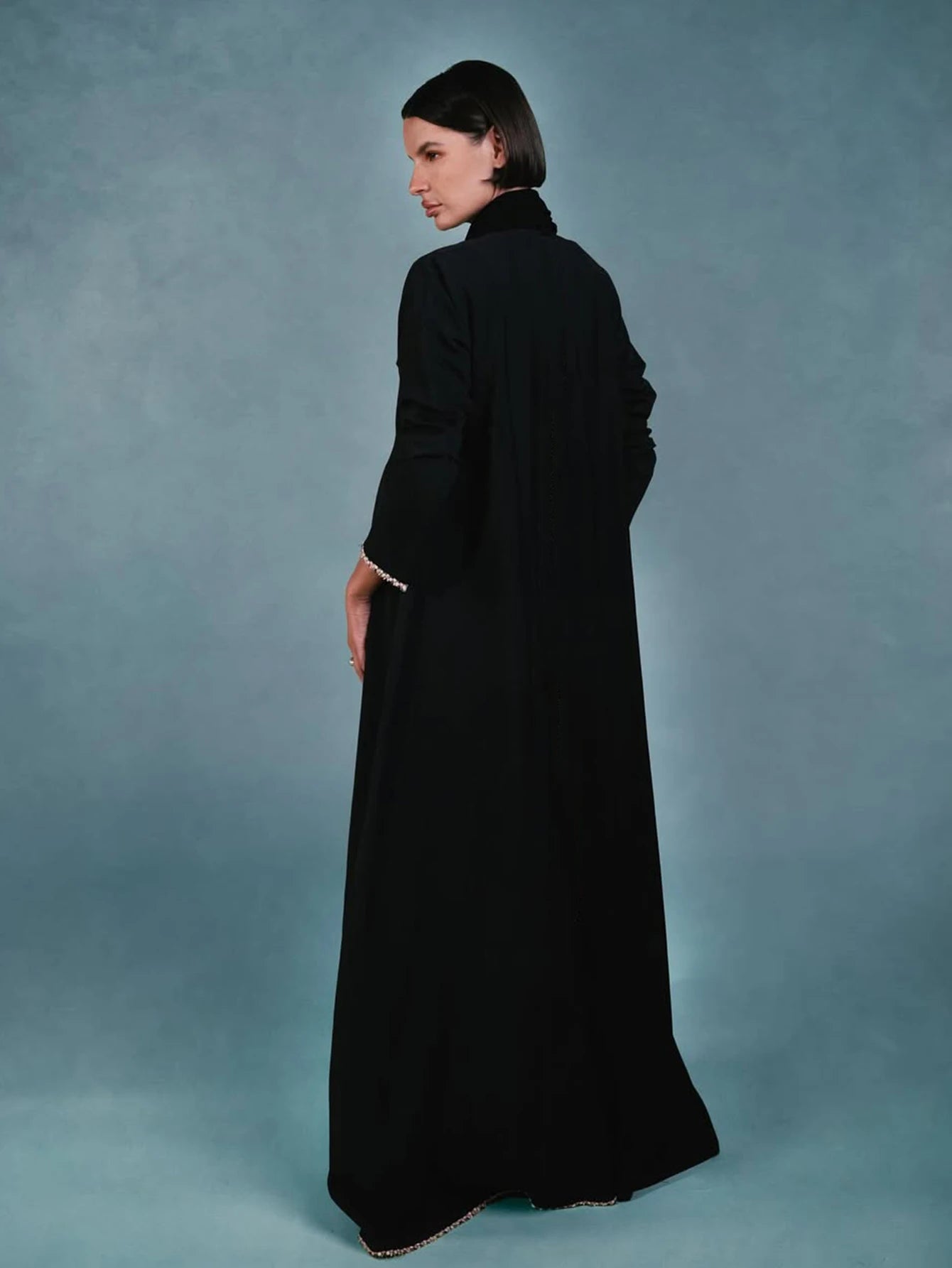 Middle Eastern Muslim Fashion Women's Black Long-Sleeved Embroidered Robe Abaya with Headscarf