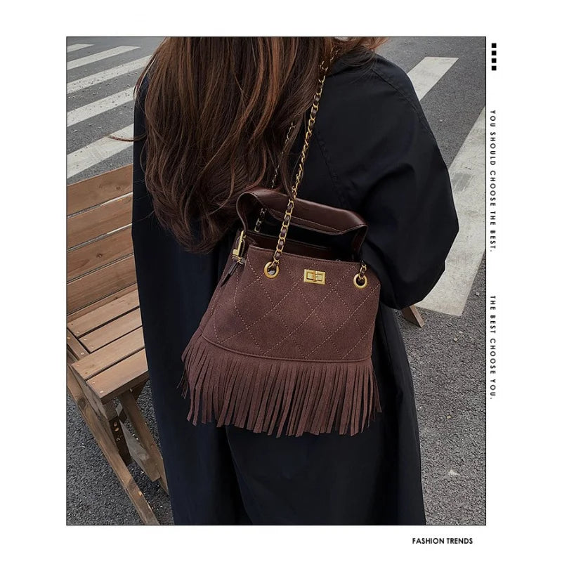 High-End Women's Shoulder Bag Made Of Premium Leather With Trendy Design And Paris Vintage Style