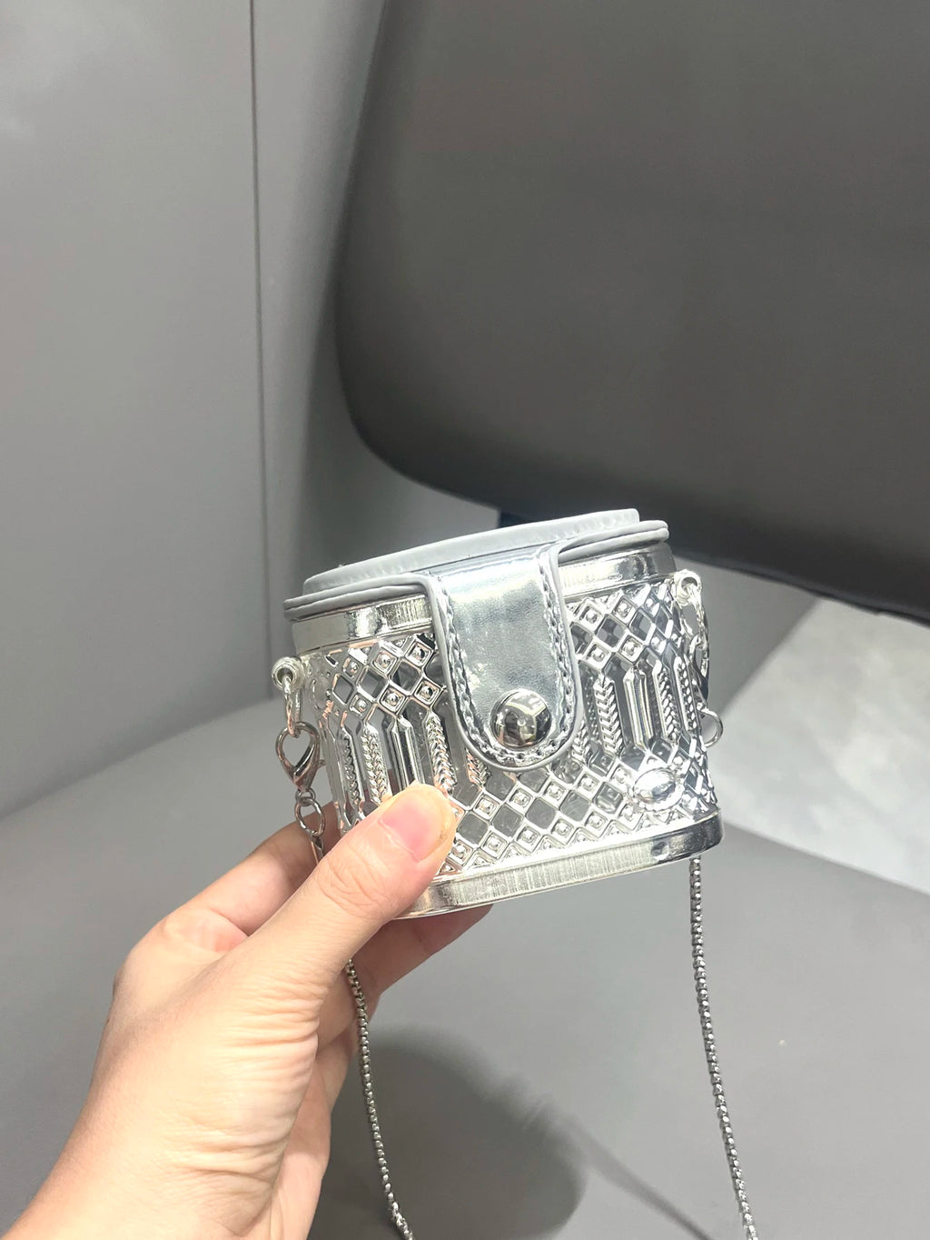 Golden luxury Designer mini small shoulder bags Evening bag Purses and handbag funny metal shape Clutch purse Party Wedding