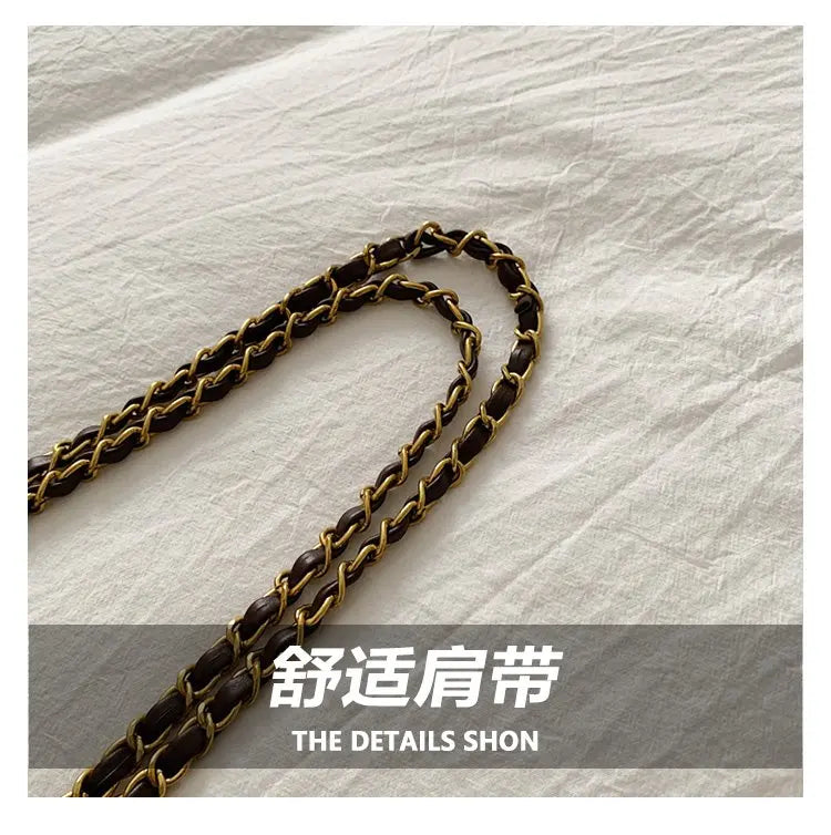 High-End Women's Shoulder Bag Made Of Premium Leather With Trendy Design And Paris Vintage Style