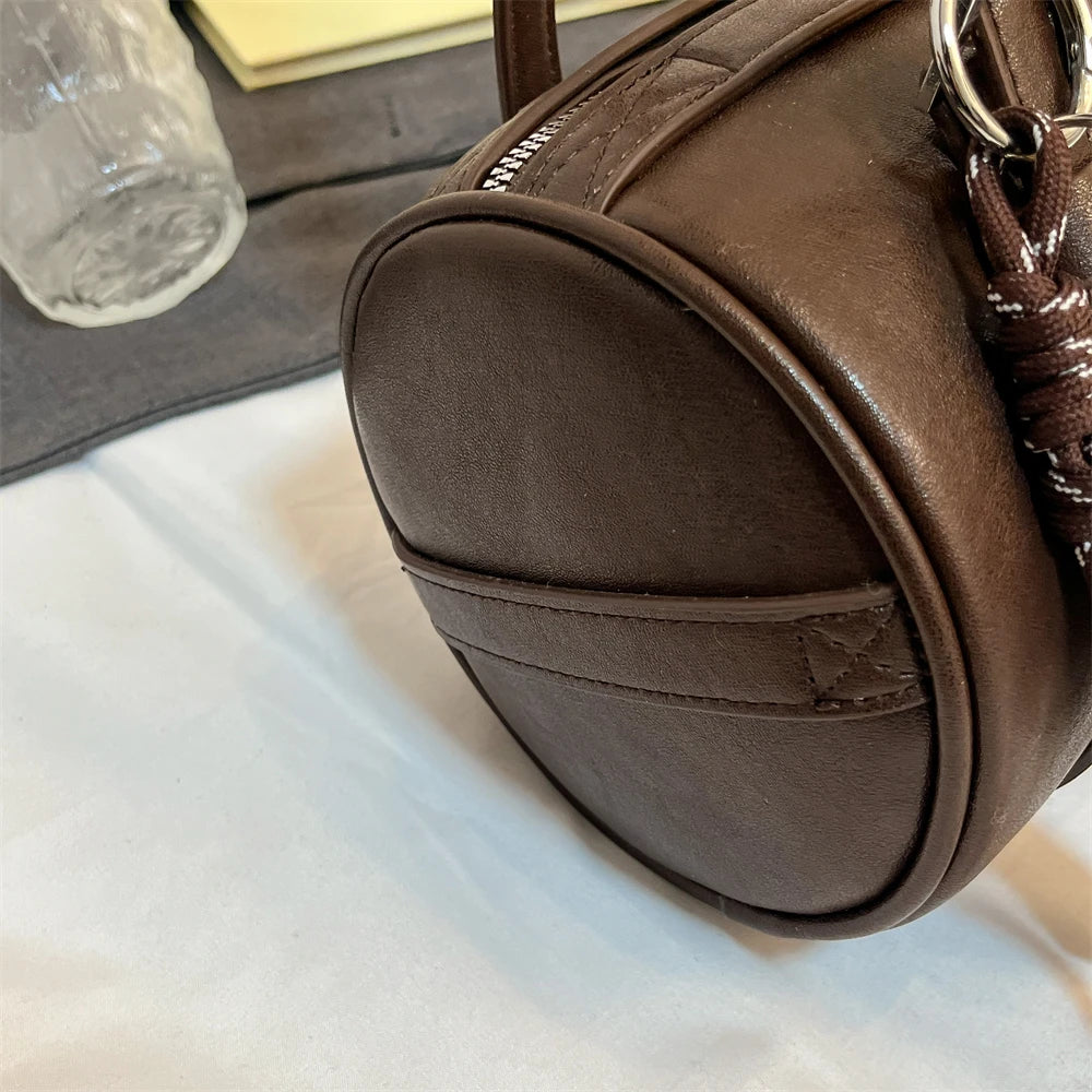 Multifunctional Cylinder Shaped Shoulder Bags For Women 2024 Winter Latest Designer Handbags Luxury Cross Body Bag With Pendant