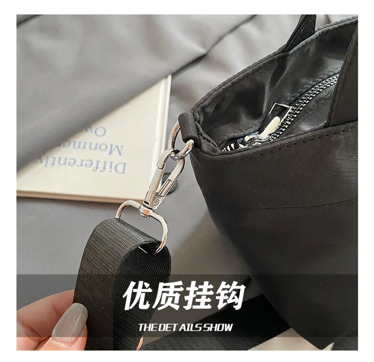 New Bag Women's 2025 Messenger Bag Fashion Shoulder Bag Simple Handbag Foreign Style Large Capacity Leisure Bag