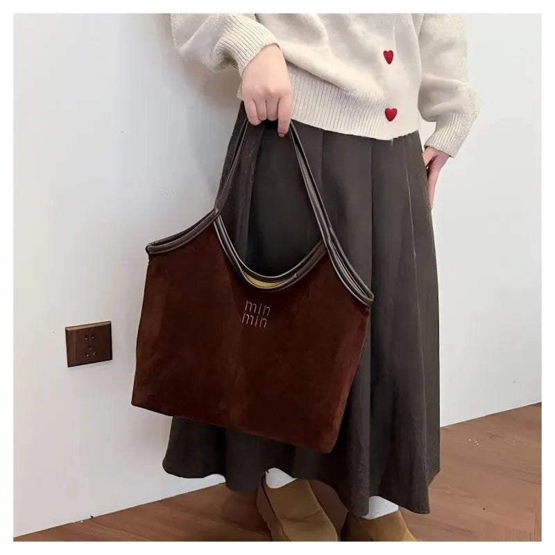Lady tote bag - stylish, versatile, high-end, retro, large capacity at the armpit, single shoulder, suitable for daily commuting
