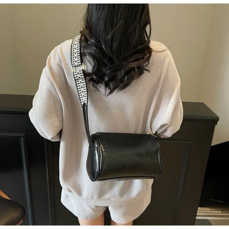 Luxury Brand Famous Designer Women's Tote Bag Elegant Leather Classic Crossbody Messenger Popular Ladies