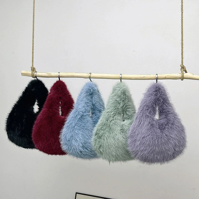 Small Hobo Handle Bags for Women Shoulder Bags Designer Furry Purse and Handbags Fashionable Cute Female Plush Bag