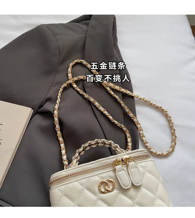 Luxury Brand Ladies Genuine Leather Messenger Bag, Elegant Shoulder Handbag By Famous Designer, Popular Crossbody Tote Bags