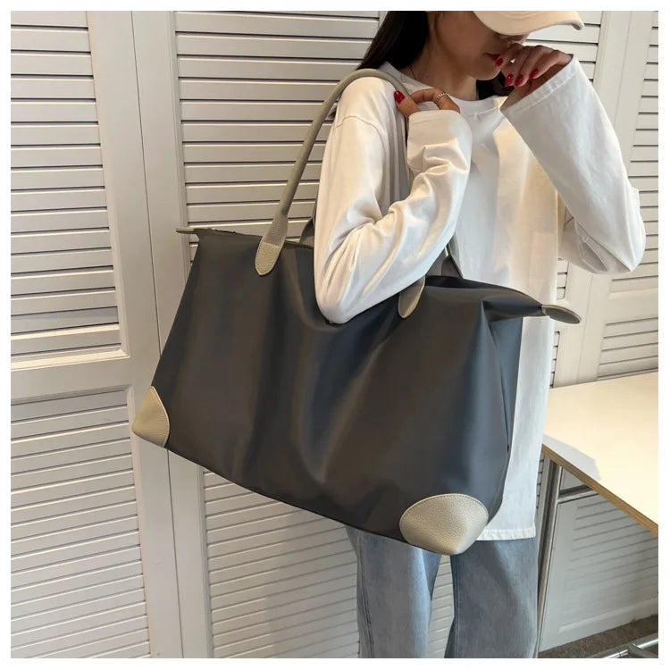 Portable Large Duffel Bag for Travel Lightweight Yet Durable Nylon Sport Tote Gym Bag Shoulder Weekender Overnight Bag for Women