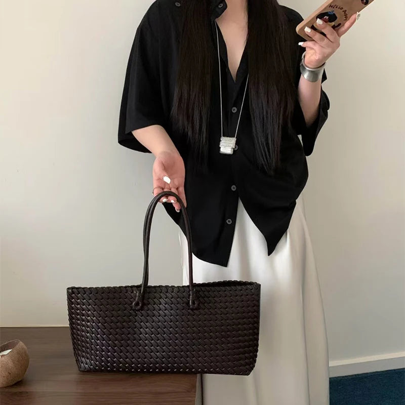 Luxury Top Handle Tote Bag Elongated Exquisite Woven Shopping Bag Magnetic Closure Pocket Shoulder Bag Designer Horizontal Purse