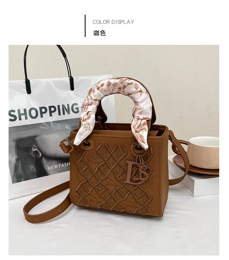 Luxury 2025 New Versatile Craftsmanship Embroidery Concubine Bag Handbag, Women's Crossbody Bag