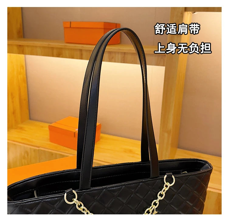 Popular Classic Elegant Leather Shoulder Bag Messenger Bag For Women From Luxury Brand Famous Designer