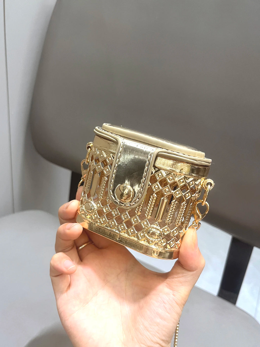 Golden luxury Designer mini small shoulder bags Evening bag Purses and handbag funny metal shape Clutch purse Party Wedding