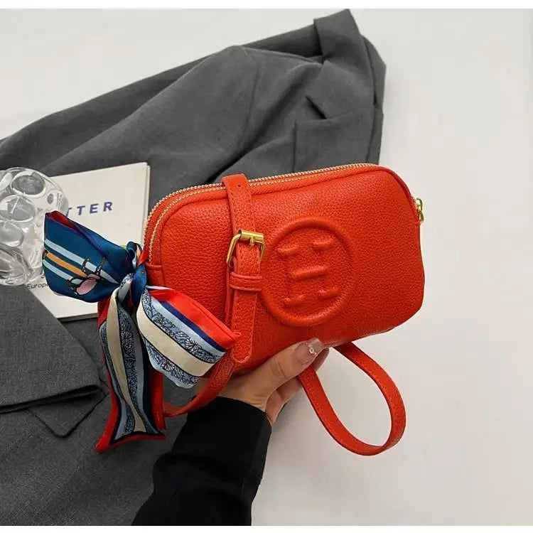 Bucket bag designer luxurious high appearance camera bag new zipper shoulder crossbody bag fashionable and versatile travel bag