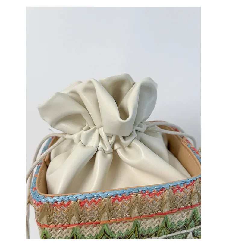 Trendy Chain Strap Women's Crossbody Bag Fashionable Drawstring Shoulder Bag Stylish Small Square Handbag Casual New Model