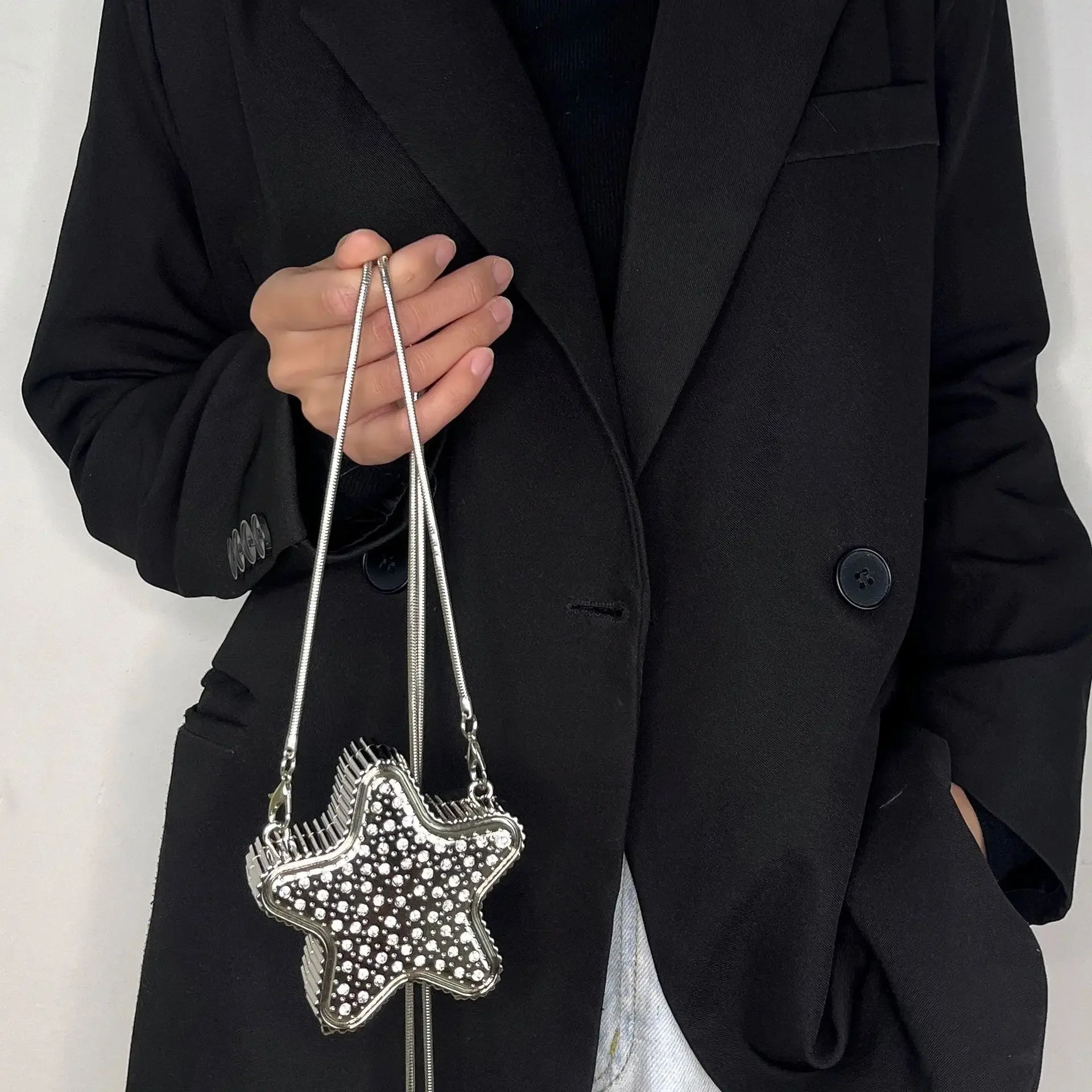 2025 Fashion Metal Pentagram Shoulder Bag for Women Highquality Banquet Bag with Diamond Inlay Satchel Mini Accessory Bag