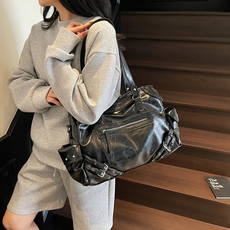 LEFTSIDE Big Solid Color PU Leather Shoulder Bags for Women Female 2025 Trend Luxury High Capacity Crossbody Handbags and Purses