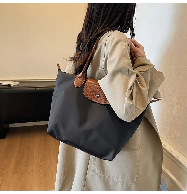 New Style Women's Bag - Fashionable Underarm Single-Shoulder Handbag - Large Capacity Lightweight Handbag For Carrying