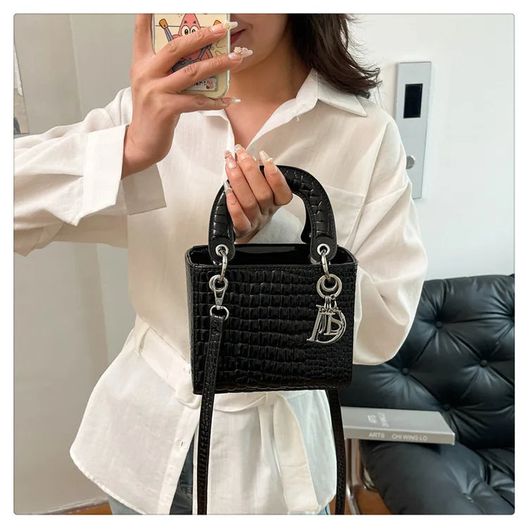 Women's Princess Diana - Style Glossy Crocodile Shoulder Bag - High - End,Versatile Messenger for On - the - Go luxury designer