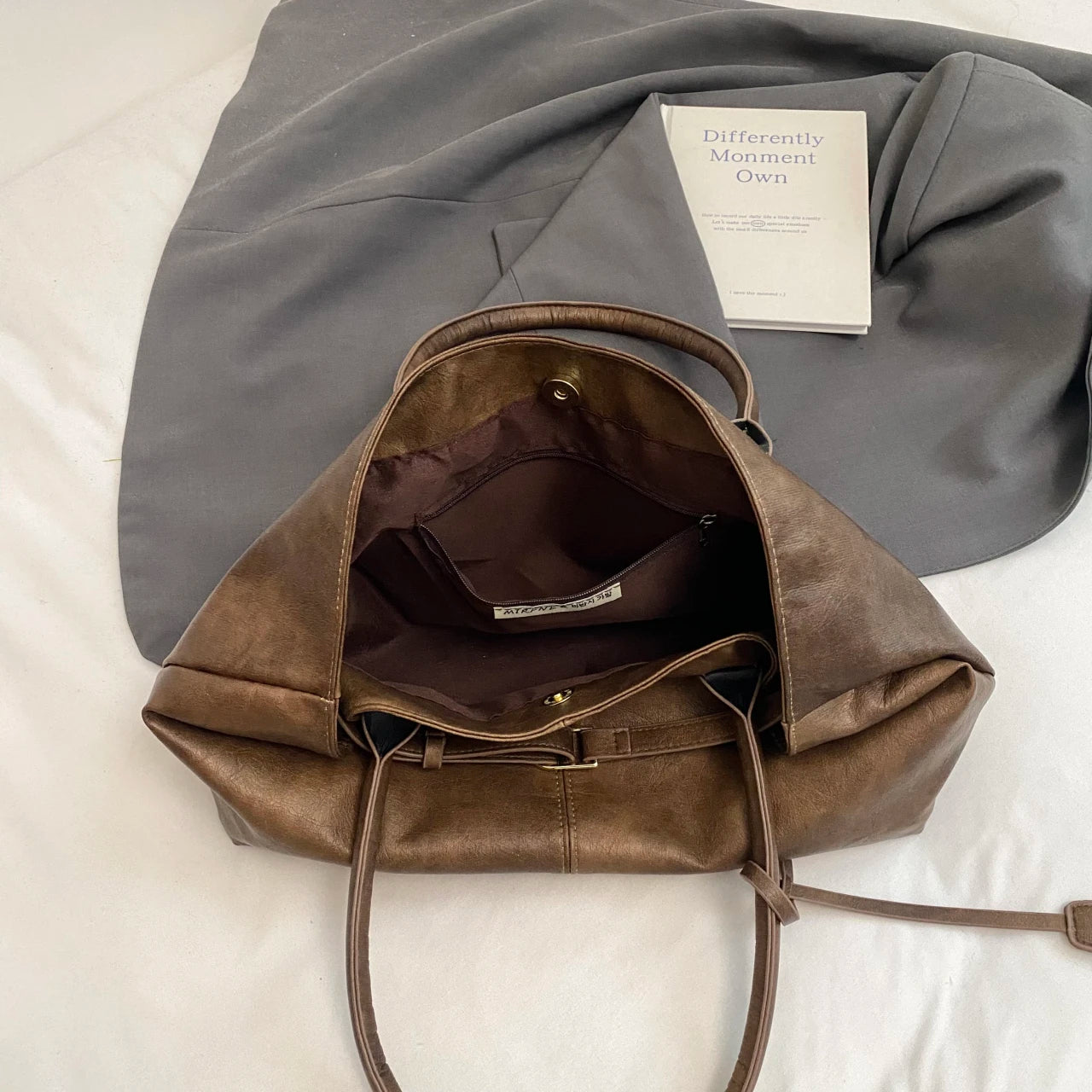 Women's Tote Bag, Large Capacity Soft Leather Shoulder Bag, Retro Casual Handbag, Perfect for Commuting Handbags Travel Bag