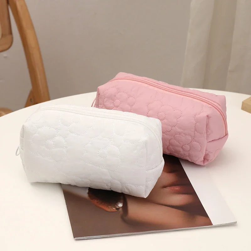 Women's Makeup Bags Large Capacity Cosmetic Bag Washing Bag Girls Cute Pencil Case Makeup Pouch Travel Organizer Toiletry Bag