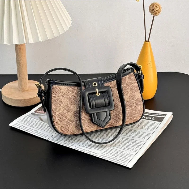 The High-end Underarm Baguette Bag 2025 New Style, Featuring A Star-studded Single-shoulder Bag with A Unique Hand-carry Design