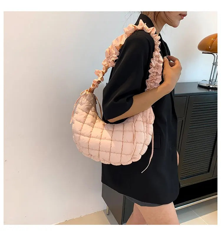 Luxury Brand Women's Handbag In Classic Elegant Leather By Famous Designer For Fashionable Ladies Must-Buy