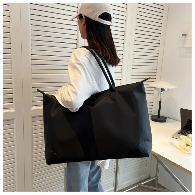 Portable Large Duffel Bag for Travel Lightweight Yet Durable Nylon Sport Tote Gym Bag Shoulder Weekender Overnight Bag for Women